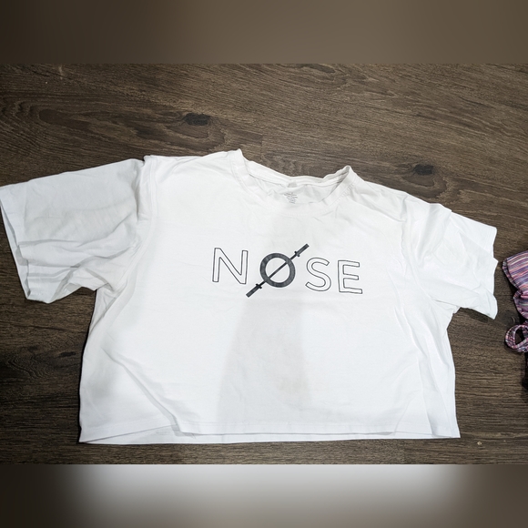 NOSE white crop top - Picture 1 of 2